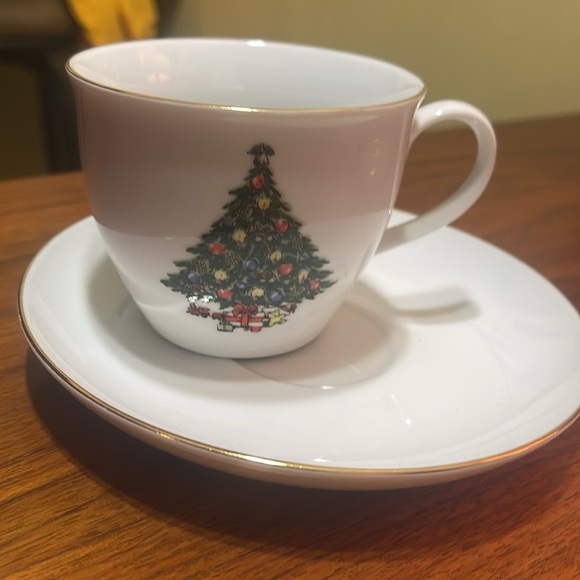 Dinner set - Picture 2 of 8